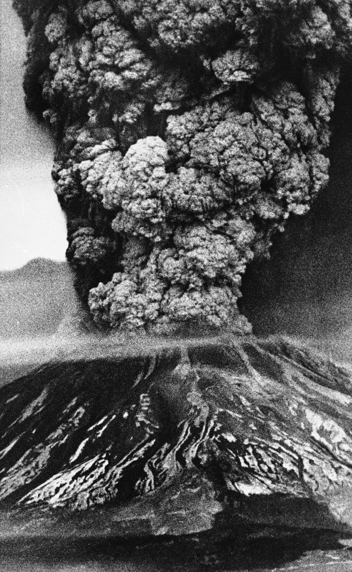 May 18, 1980: Massive eruption at Mount St. Helens